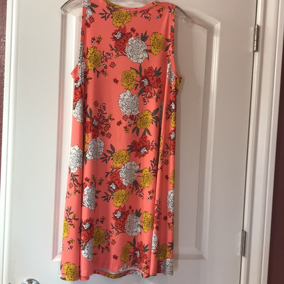 Peach dress size M - Picture 4 of 6